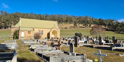 funeral home in or near Tara, ON